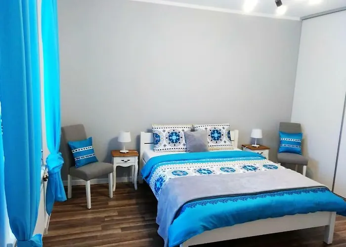 شقة Poniatowskiego