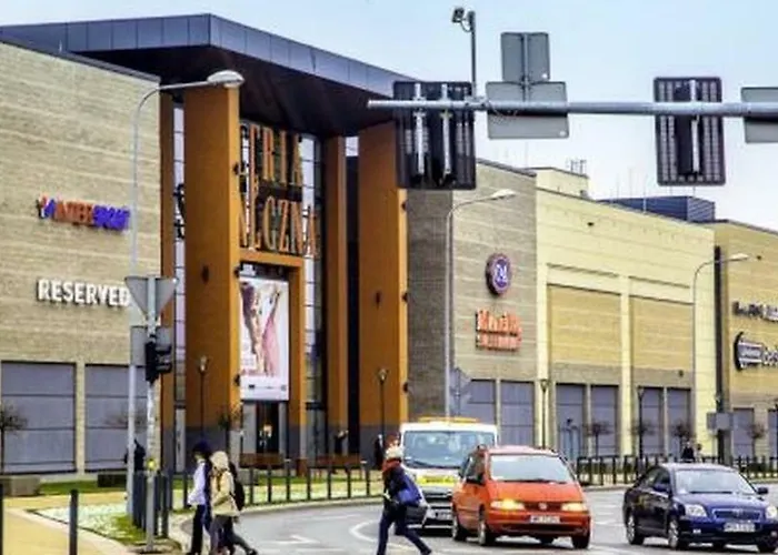 شقة Poniatowskiego