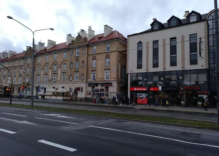 شقة Poniatowskiego *